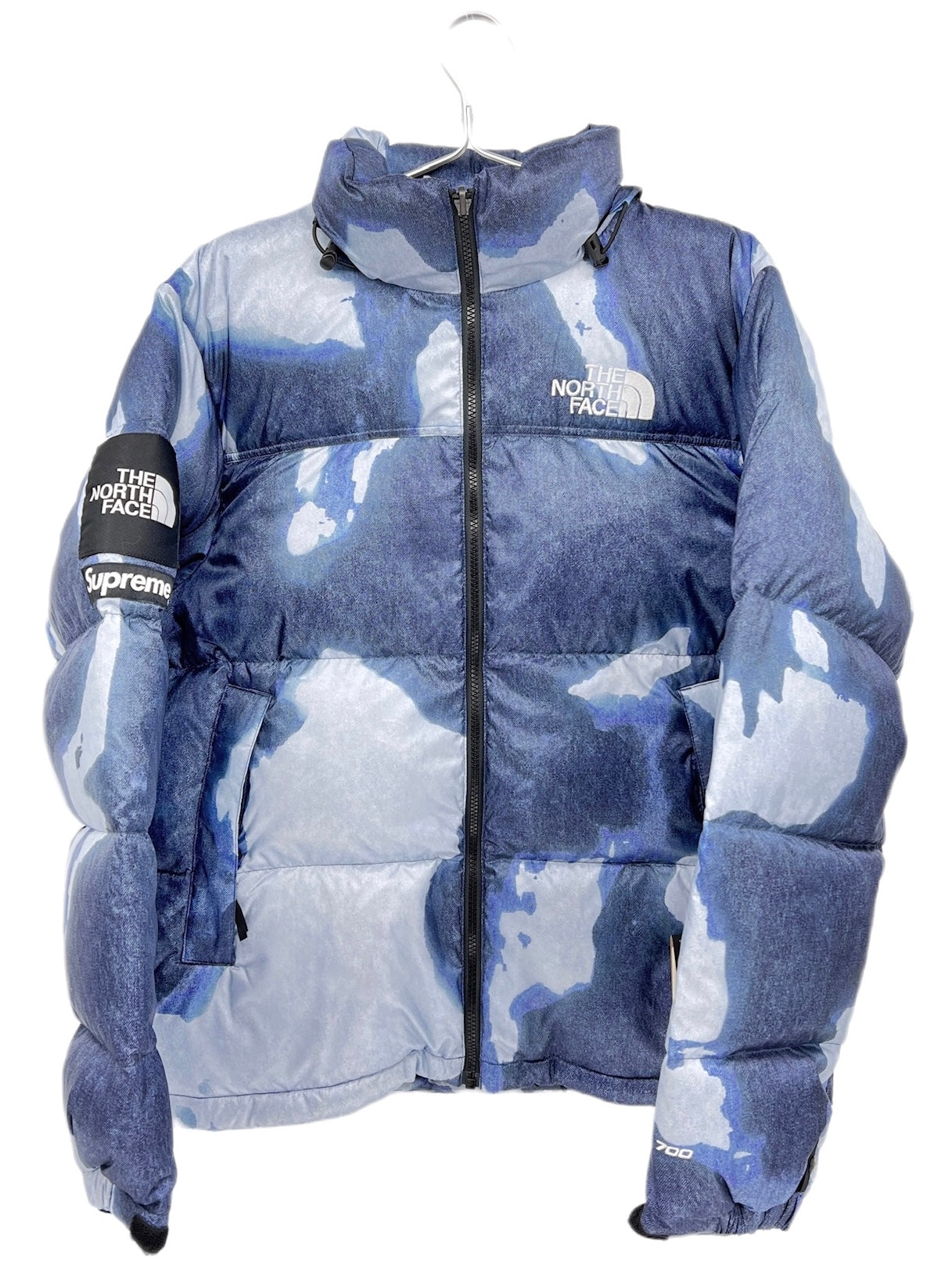 SUPREME × THE NORTH FACE